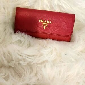 Prada Red Leather Women's Bag W Certificate Of Authenticity